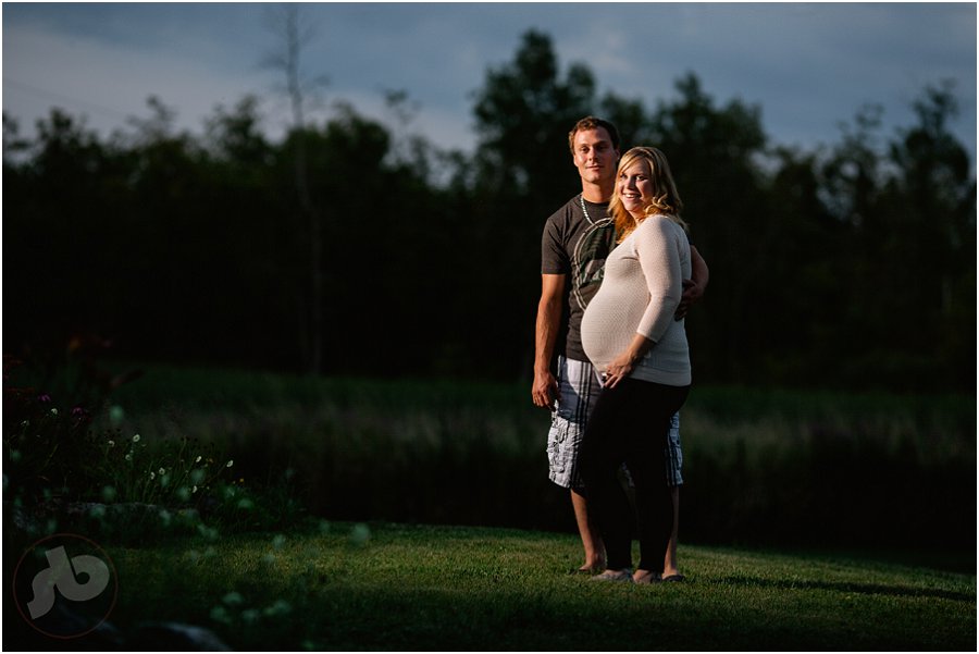 Kingston Maternity Photography - Liza and Jesse